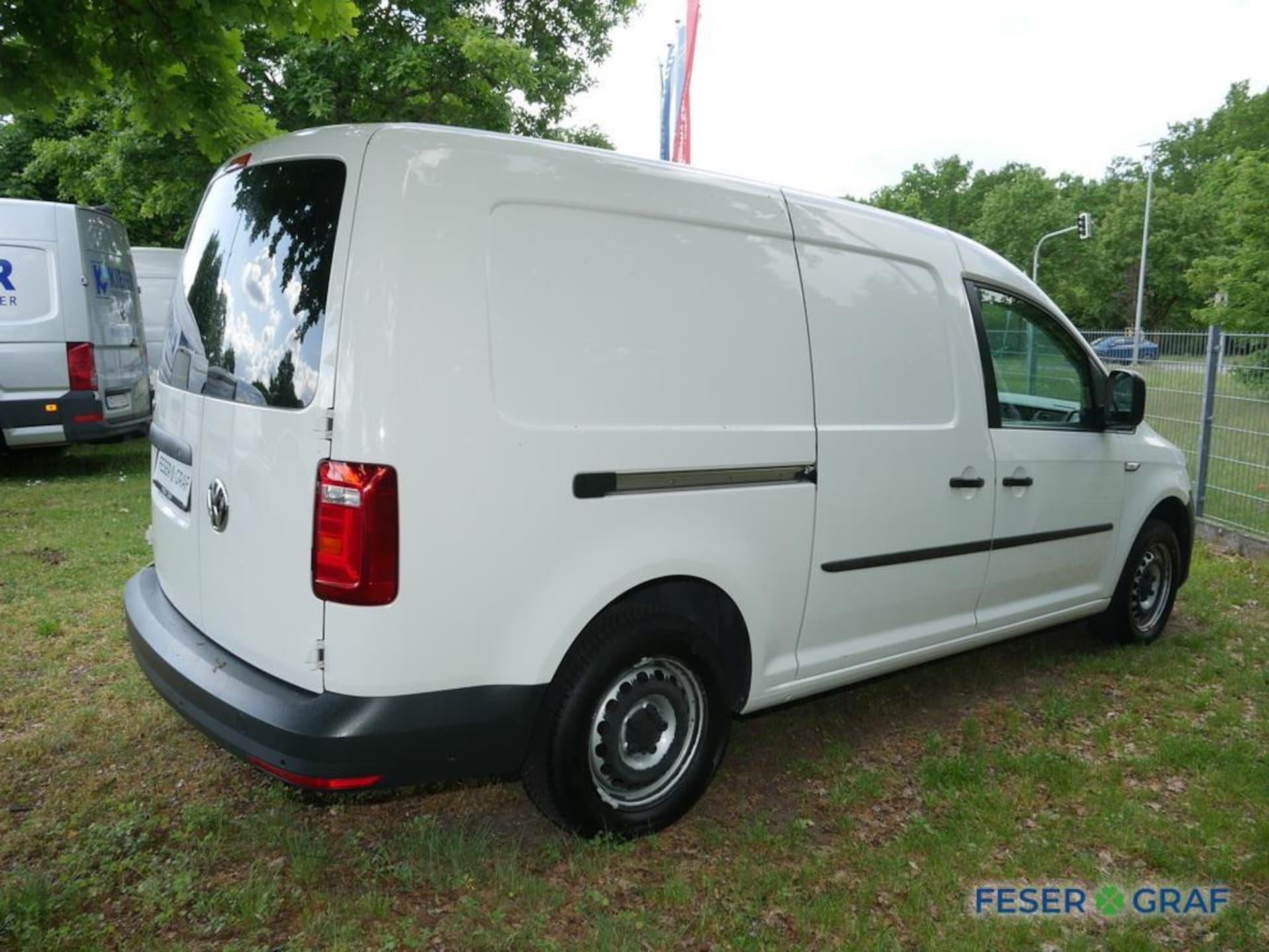 Volkswagen Caddy Maxi Kasten Basis-Modell