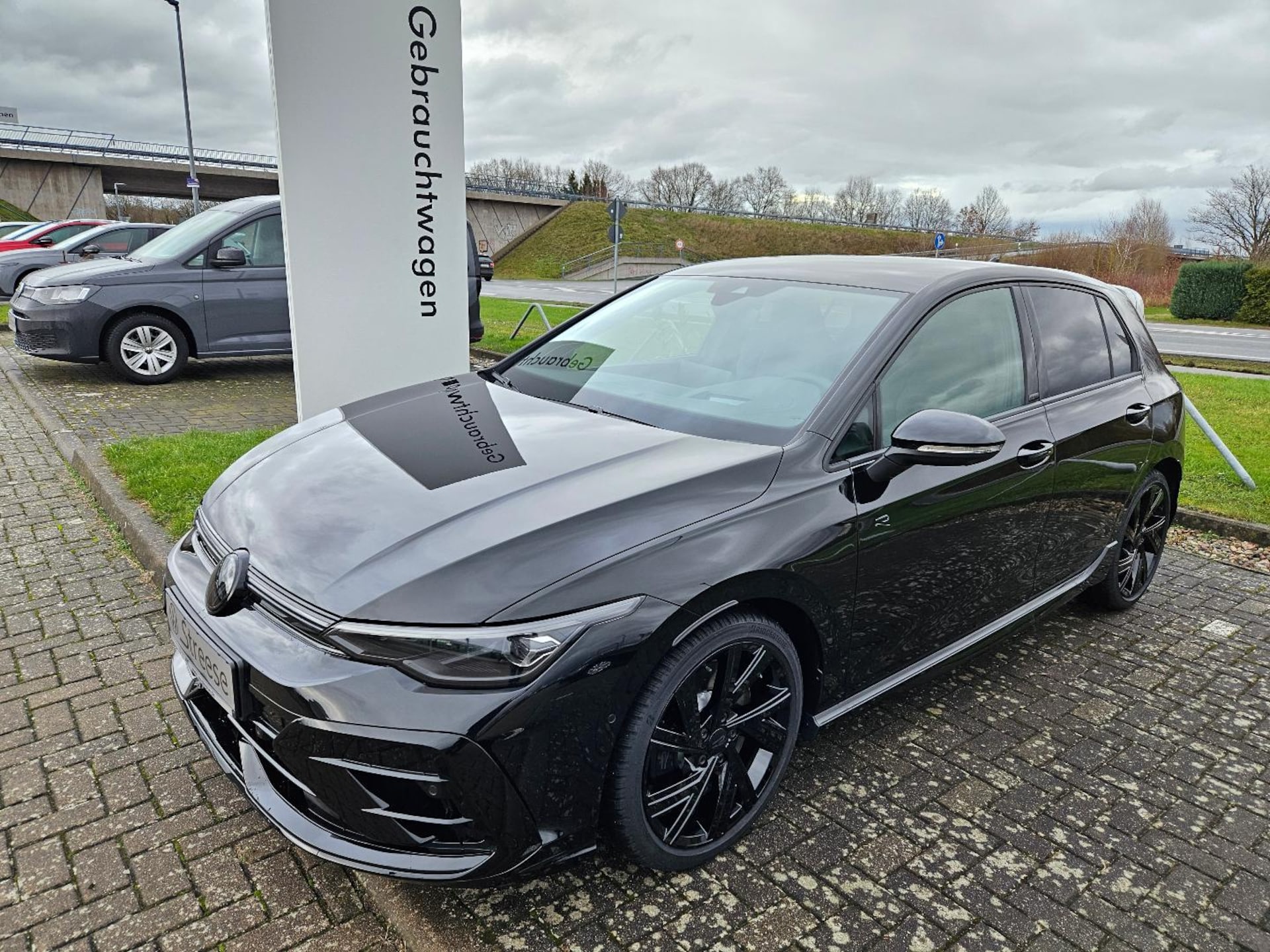Volkswagen Golf R