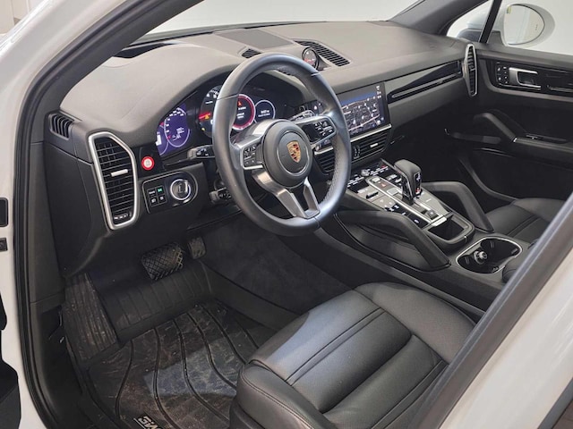 2023 Porsche Cayenne