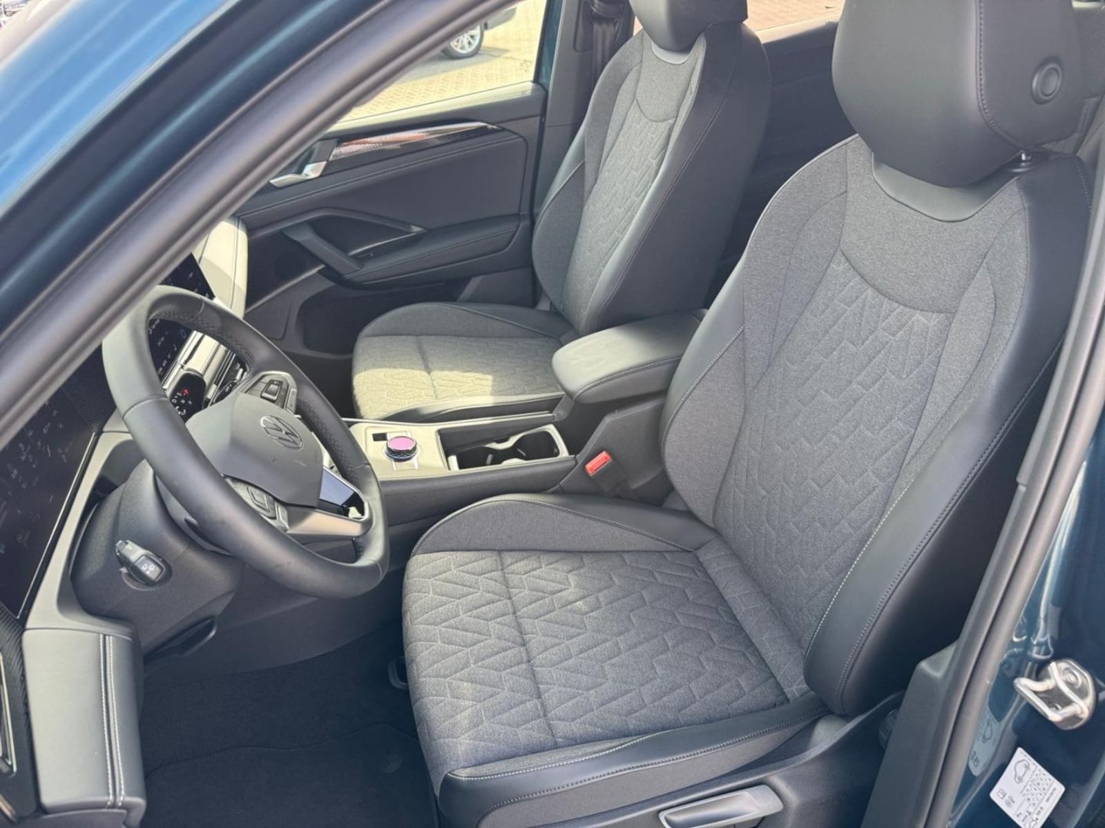 Volkswagen Tiguan – Bild 17
