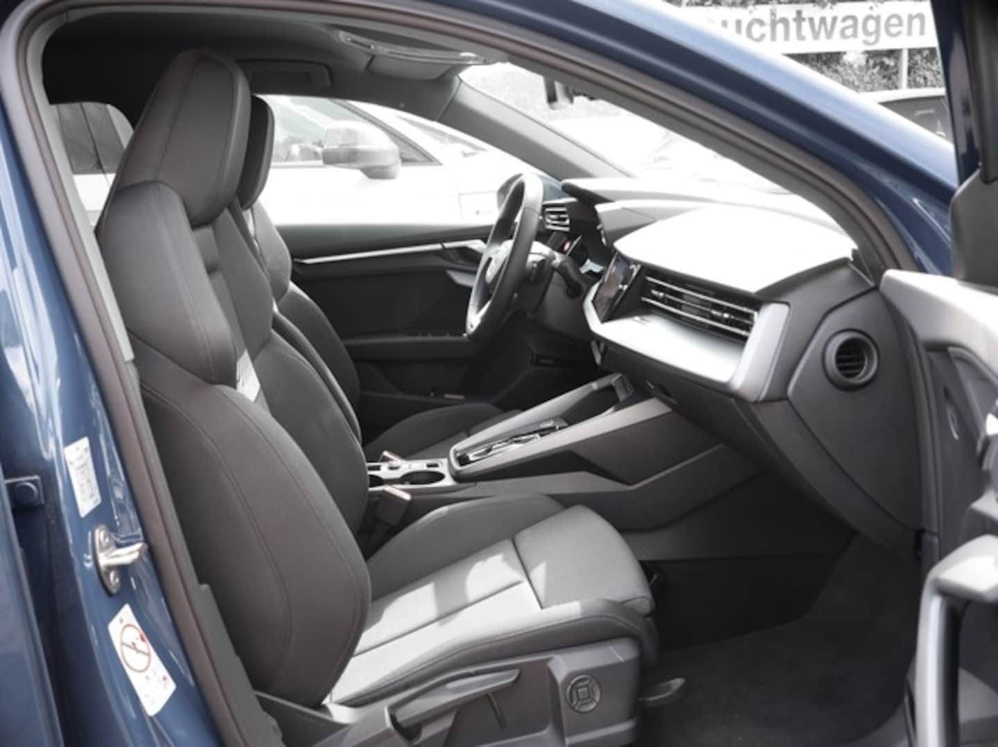 Bild über Audi A3 Sportback S line 35 TFSI S tronic - für weitere Informationen kontaktieren Sie den Audi Partner
