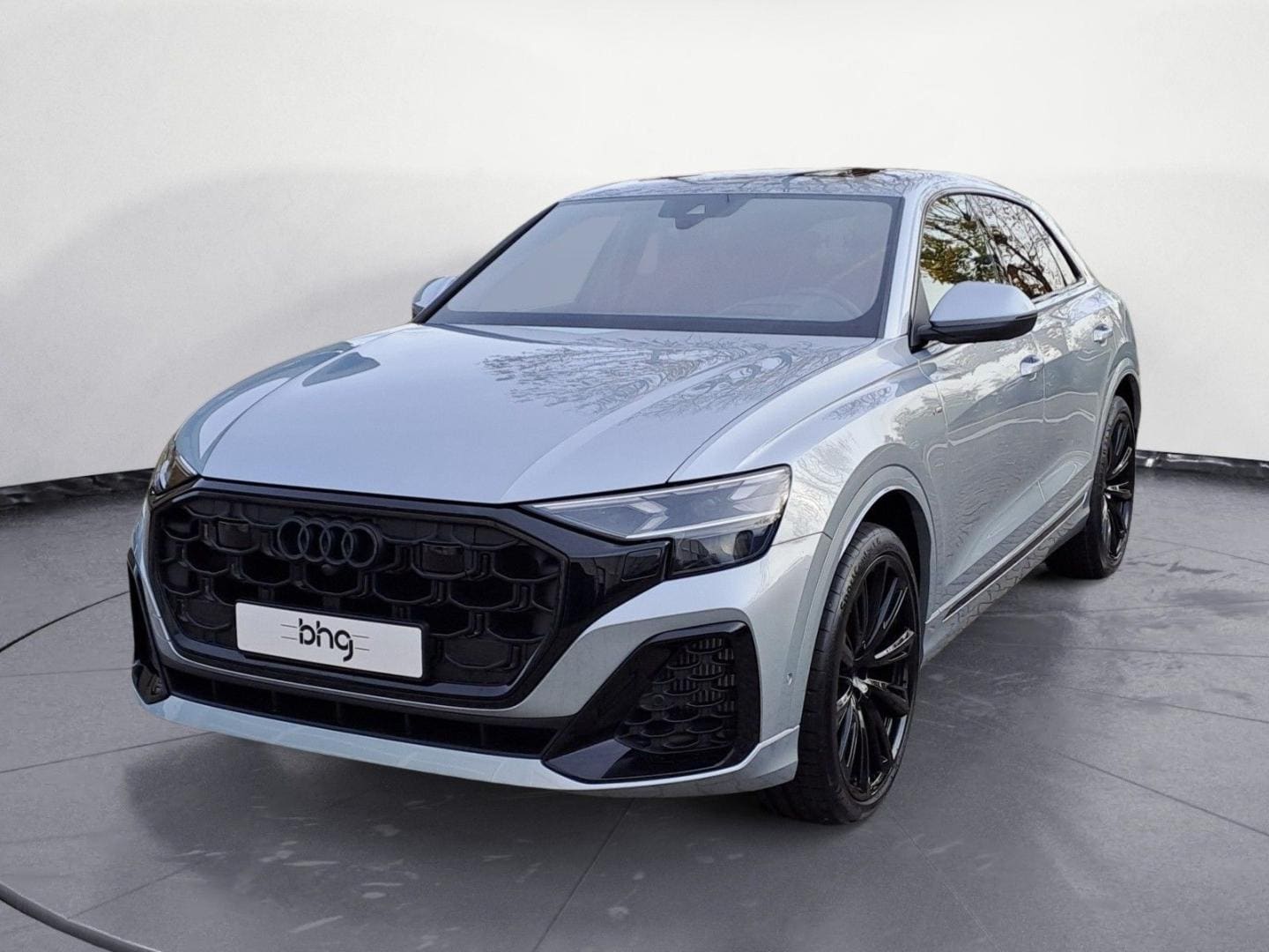 Bild über Audi Q8 SUV S line business TFSI quattro 250 kW tiptronic - für weitere Informationen kontaktieren Sie den Audi Partner