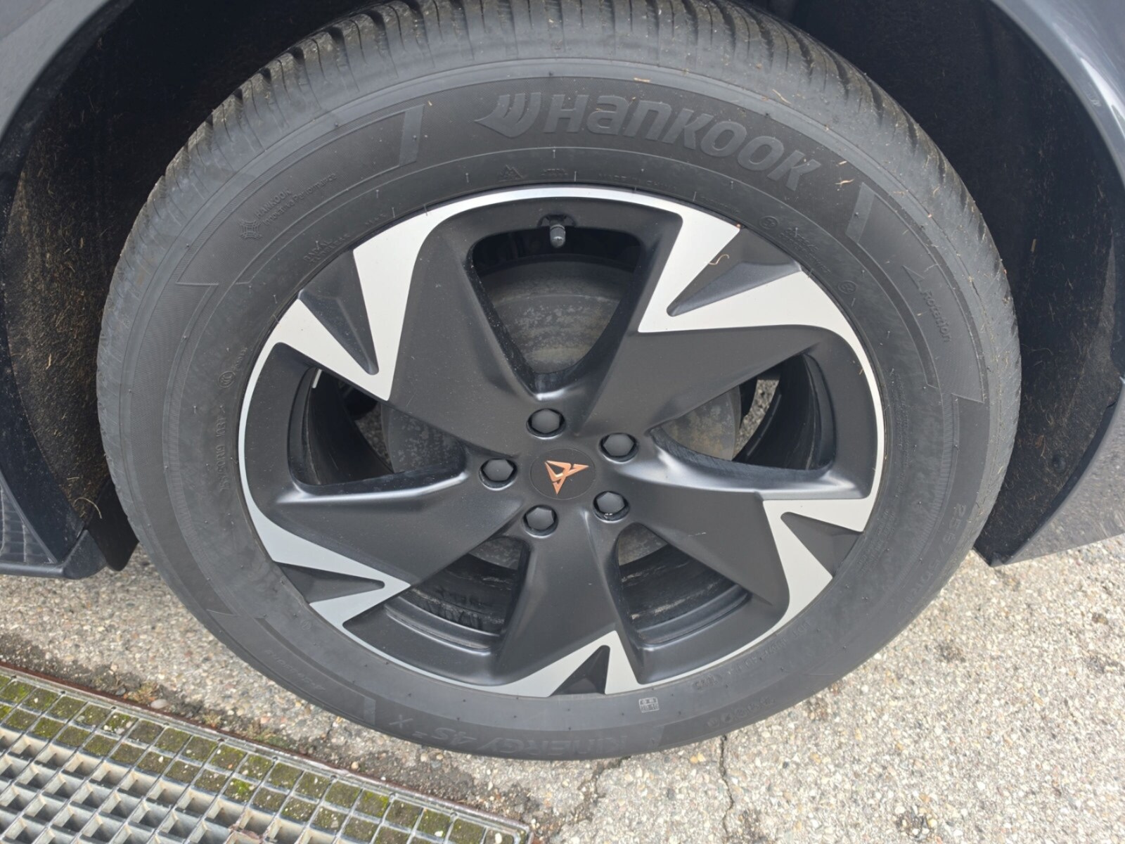 CUPRA Tavascan – Bild 10
