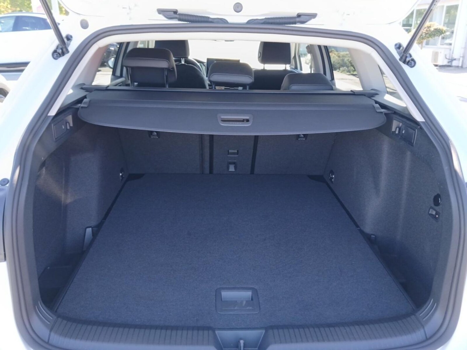 Volkswagen Golf Variant – Bild 11