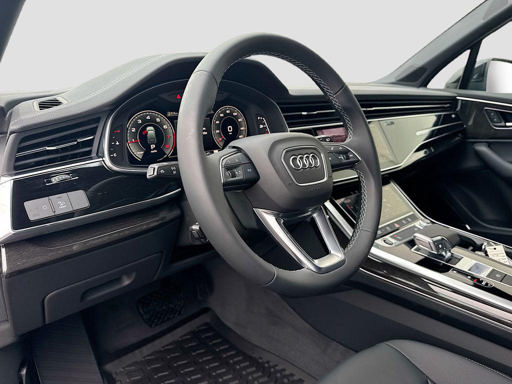 2026 Audi Q7 Premium - Photo 9