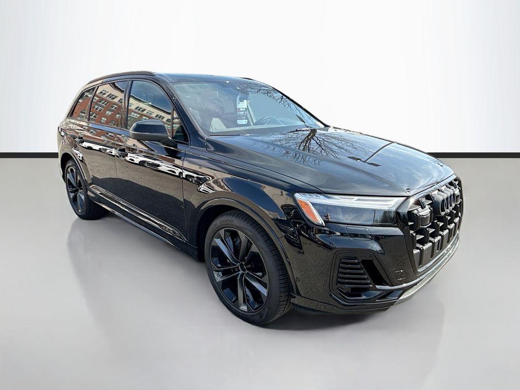 2026 Audi Q7 55 Premium Plus quattro Tiptronic's photo