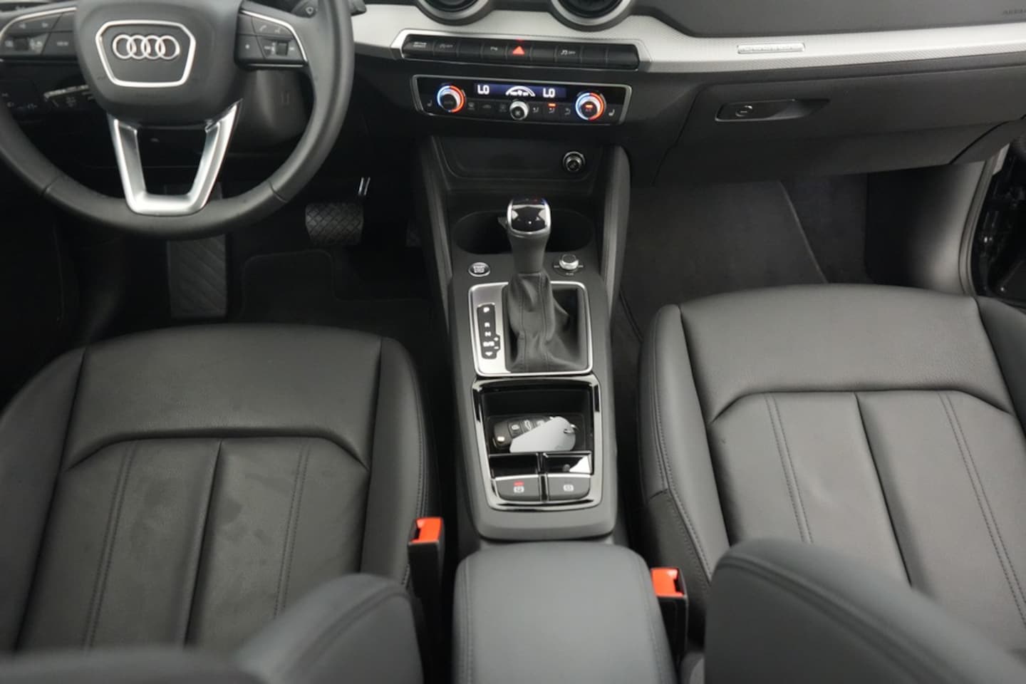 Bild über Audi Q2 advanced 40 TFSI quattro S tronic - für weitere Informationen kontaktieren Sie den Audi Partner