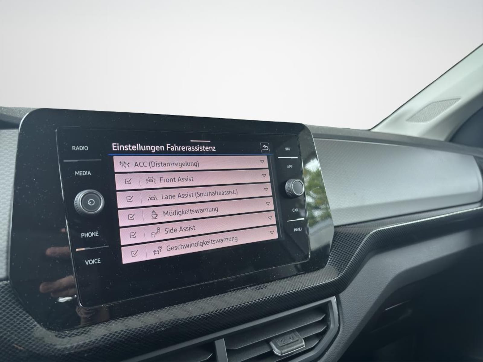 Volkswagen T-Cross – Bild 13