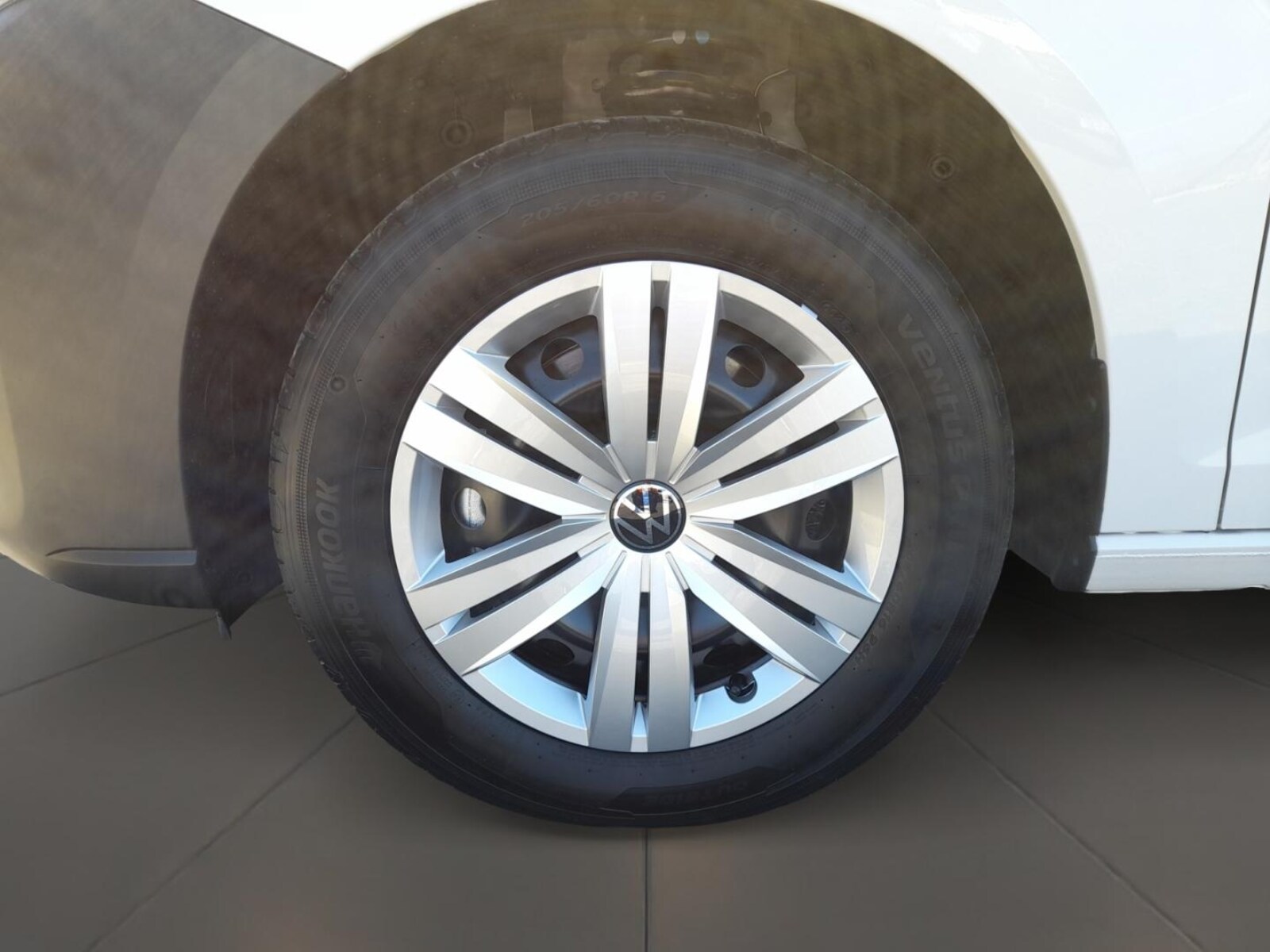 Volkswagen Caddy Maxi Cargo – Bild 6