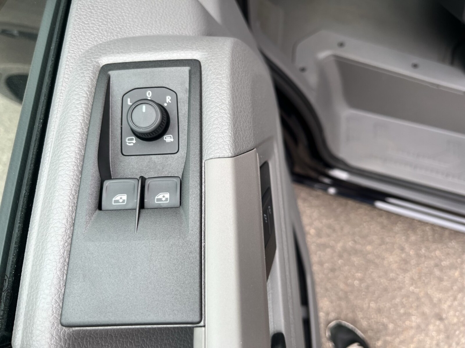 Volkswagen Crafter Kasten langer Radstand – Bild 7