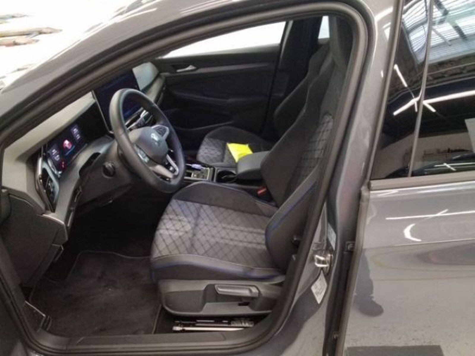 Volkswagen Golf Variant – Bild 3