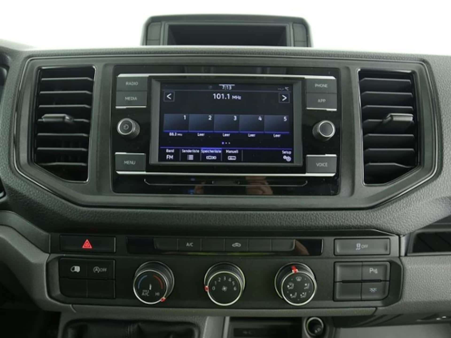 Volkswagen Crafter Kasten mittlerer Radstand