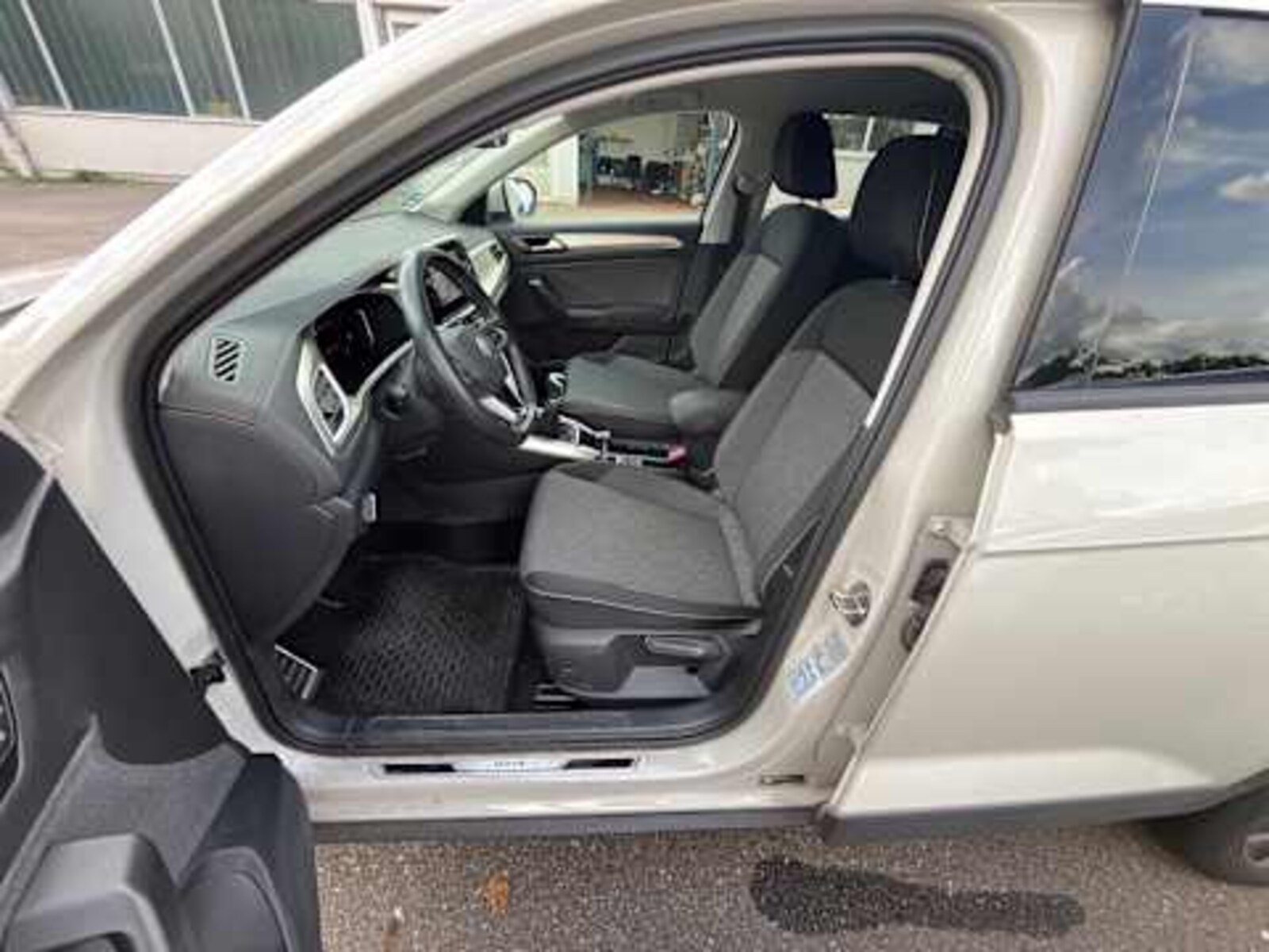 Volkswagen T-Roc – Bild 7