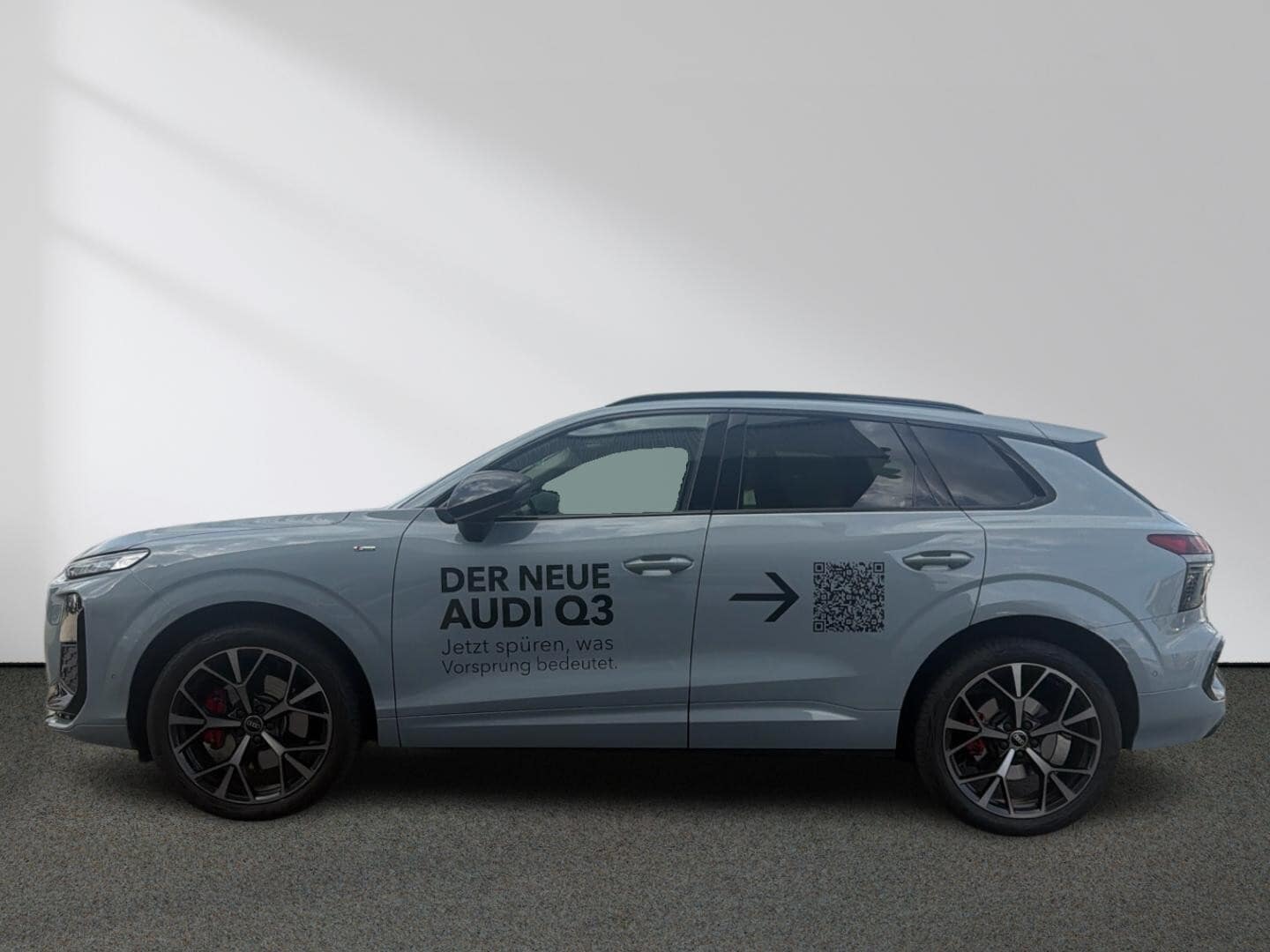 Bild über Audi Q3 SUV TFSI quattro 195 kW S tronic - für weitere Informationen kontaktieren Sie den Audi Partner