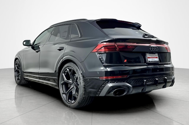 2026 Audi RS Q8 SUV performance