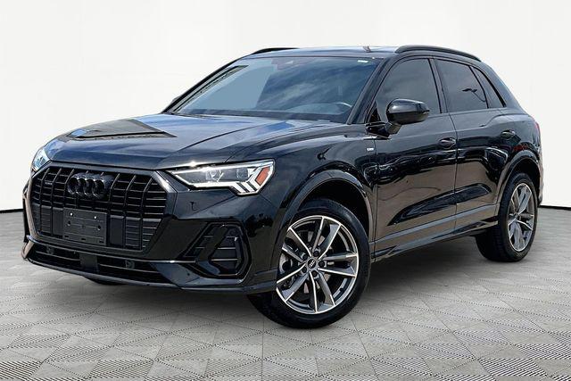 2023 Audi Q3 45 TFSI S Line Premium quattro's photo