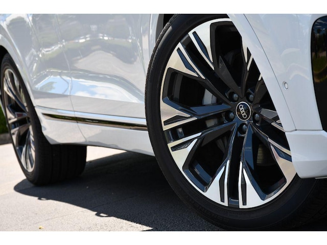 2026 Audi Q8 Premium Plus - Photo 11
