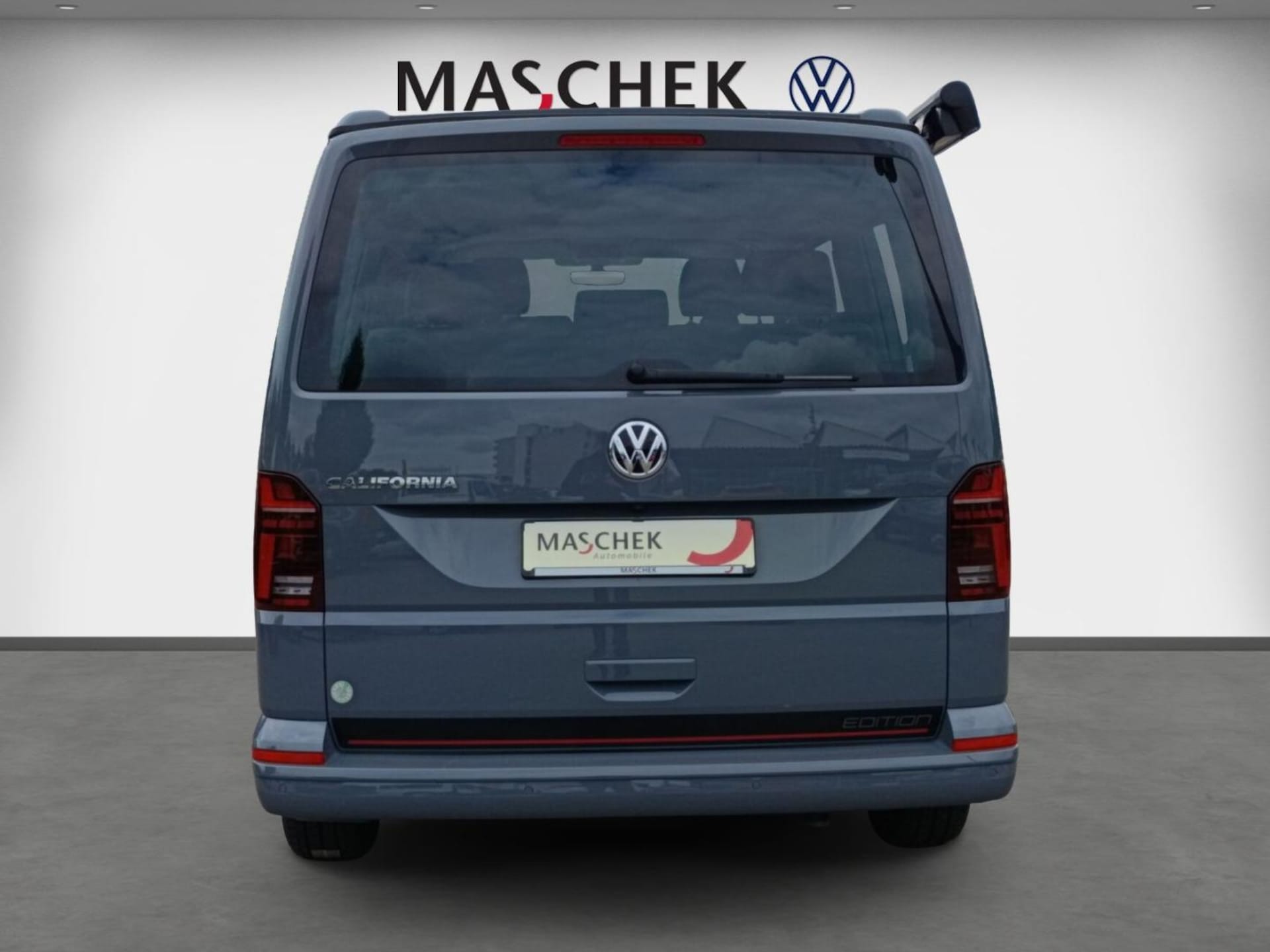 Volkswagen T6.1 California Beach