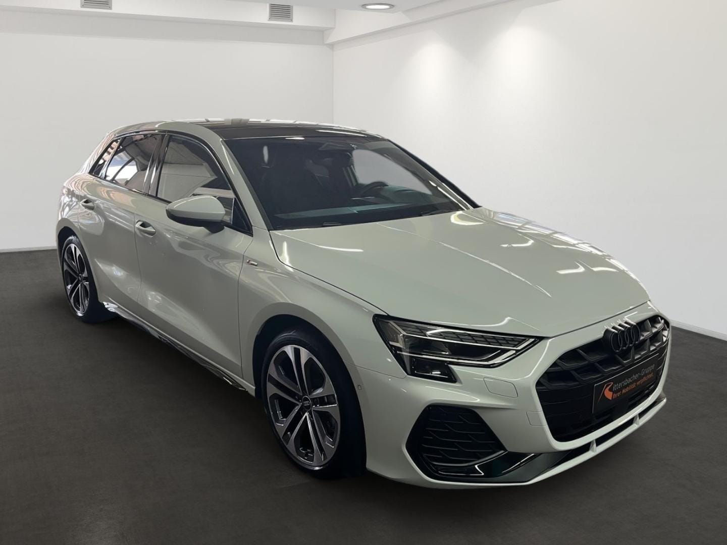 Bild über Audi A3 Sportback TDI S tronic - für weitere Informationen kontaktieren Sie den Audi Partner