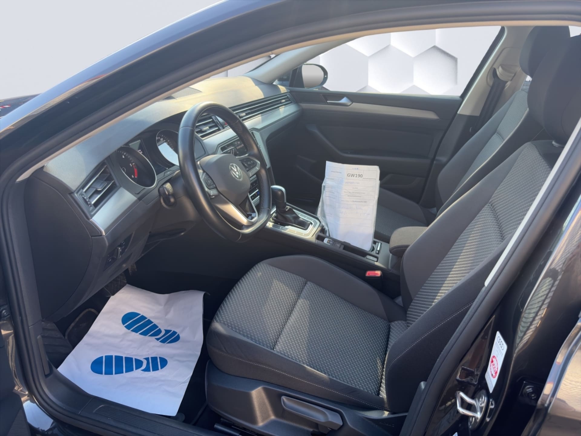 Volkswagen Passat Variant Basis-Modell