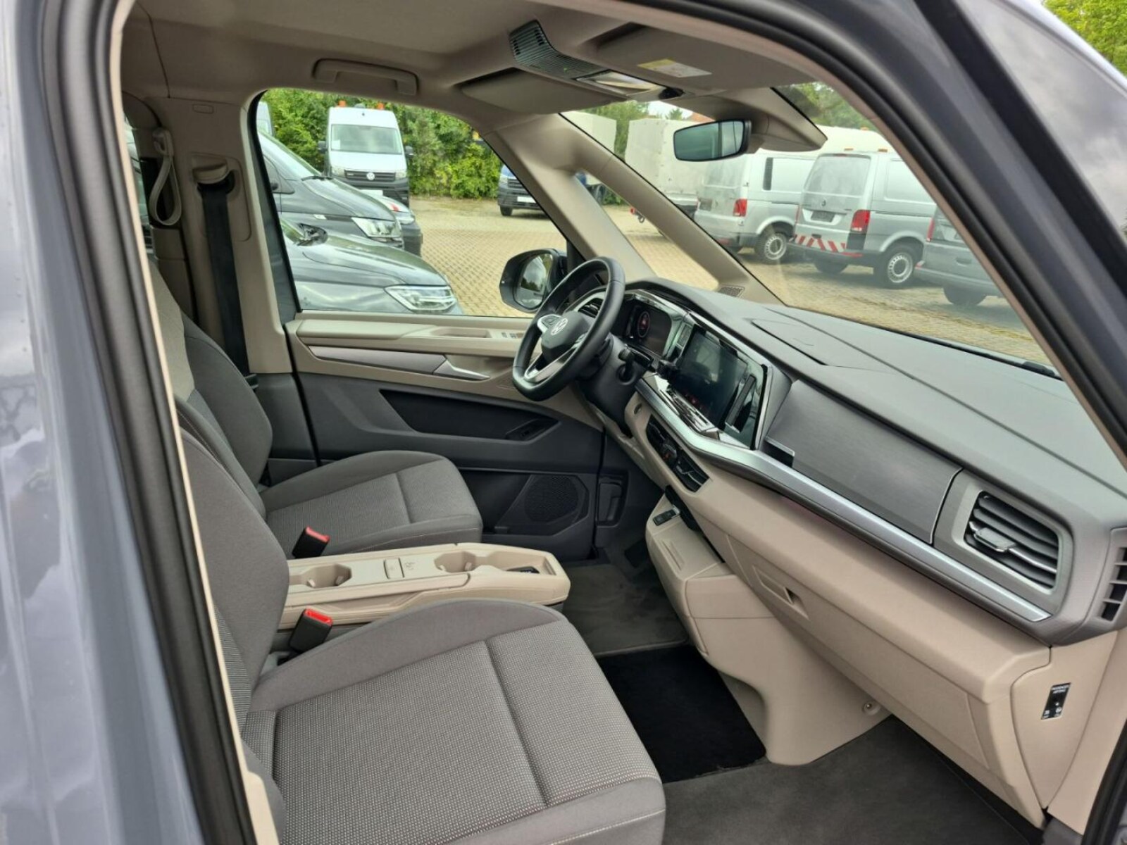 Volkswagen Multivan – Bild 16