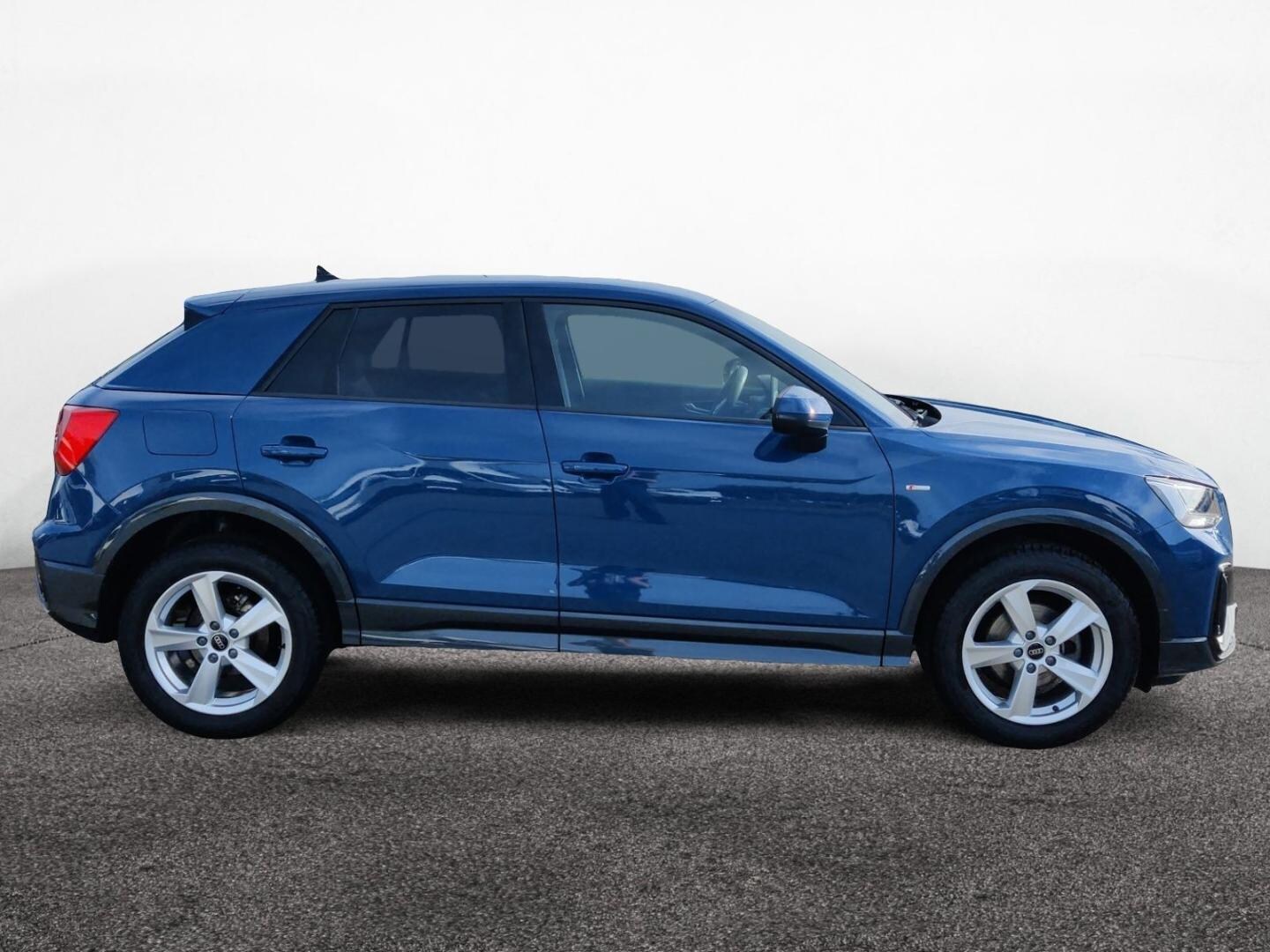 Bild über Audi Q2 S line 35 TFSI S tronic - für weitere Informationen kontaktieren Sie den Audi Partner