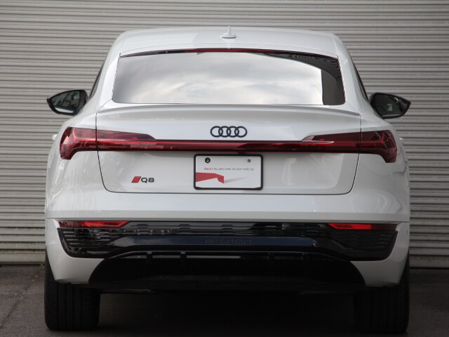 Image about Audi Q8 Sportback e-tron 55 e-tron S line