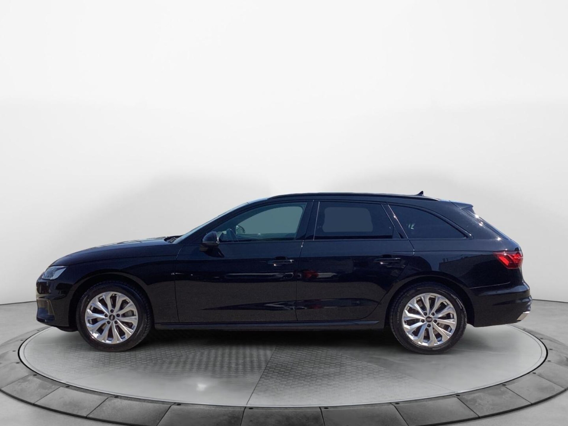 Audi A4 Avant Advanced