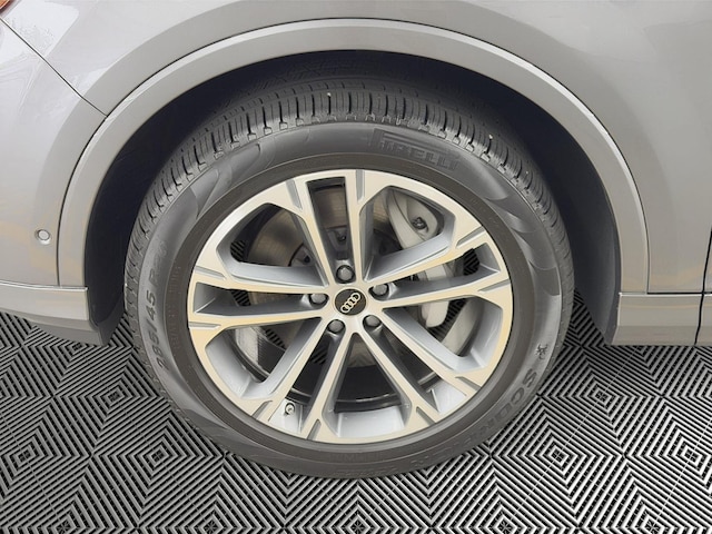2026 Audi Q7 Premium - Photo 12
