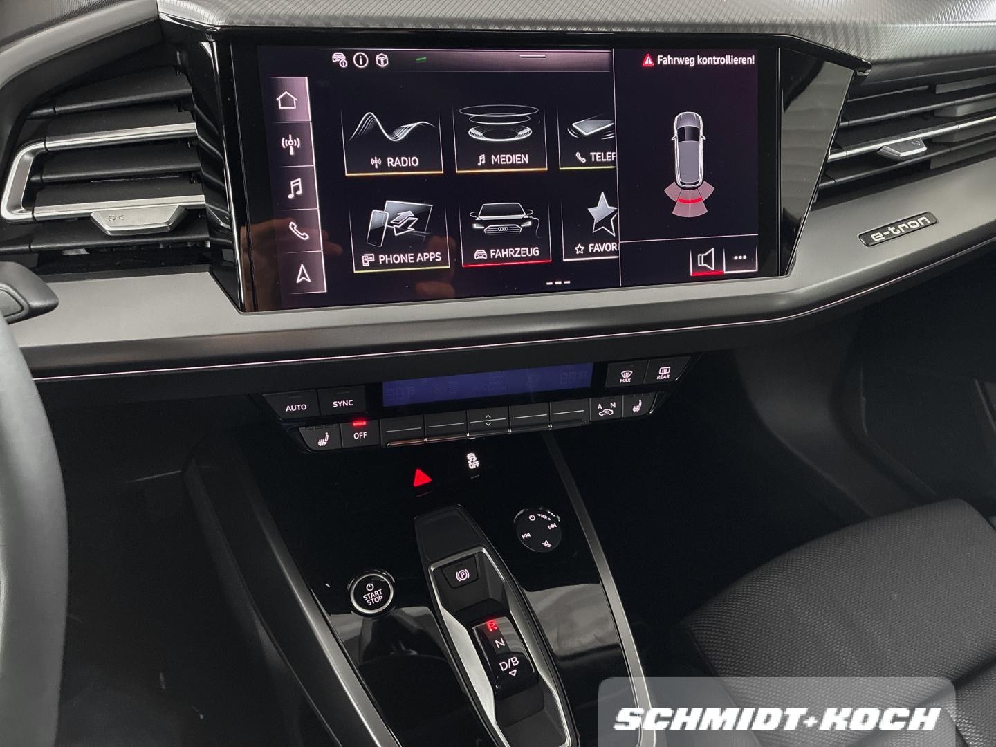 Bild über Audi Q4 e-tron 45 e-tron - für weitere Informationen kontaktieren Sie den Audi Partner