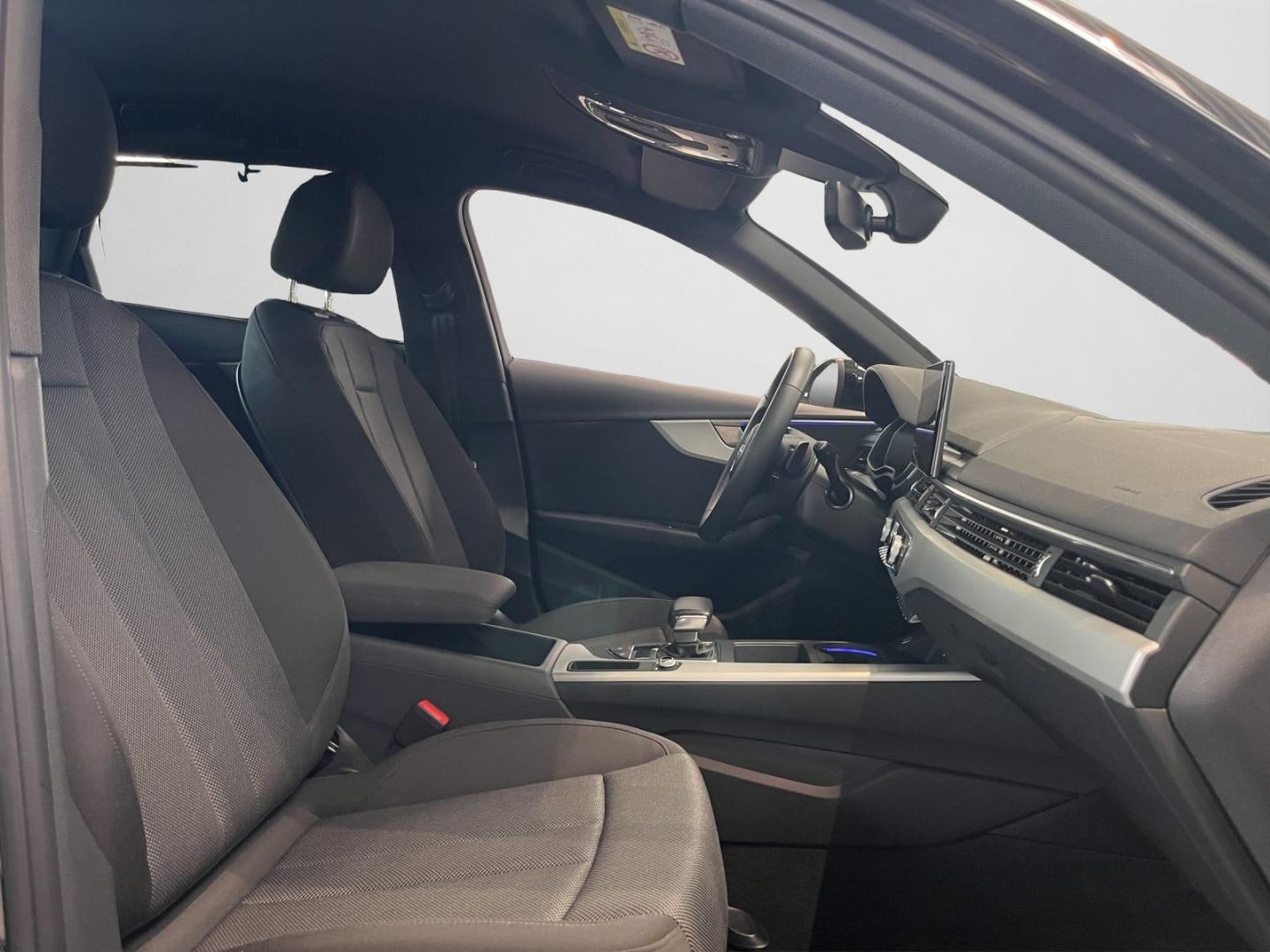 Bild über Audi A4 Avant 35 TFSI S tronic - für weitere Informationen kontaktieren Sie den Audi Partner