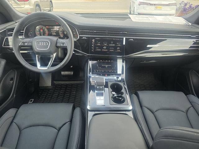 2025 Audi Q8 Prestige - Photo 11
