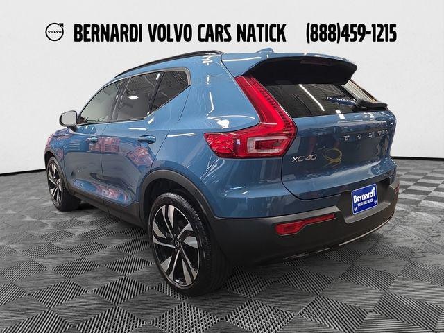 2023 Volvo XC40