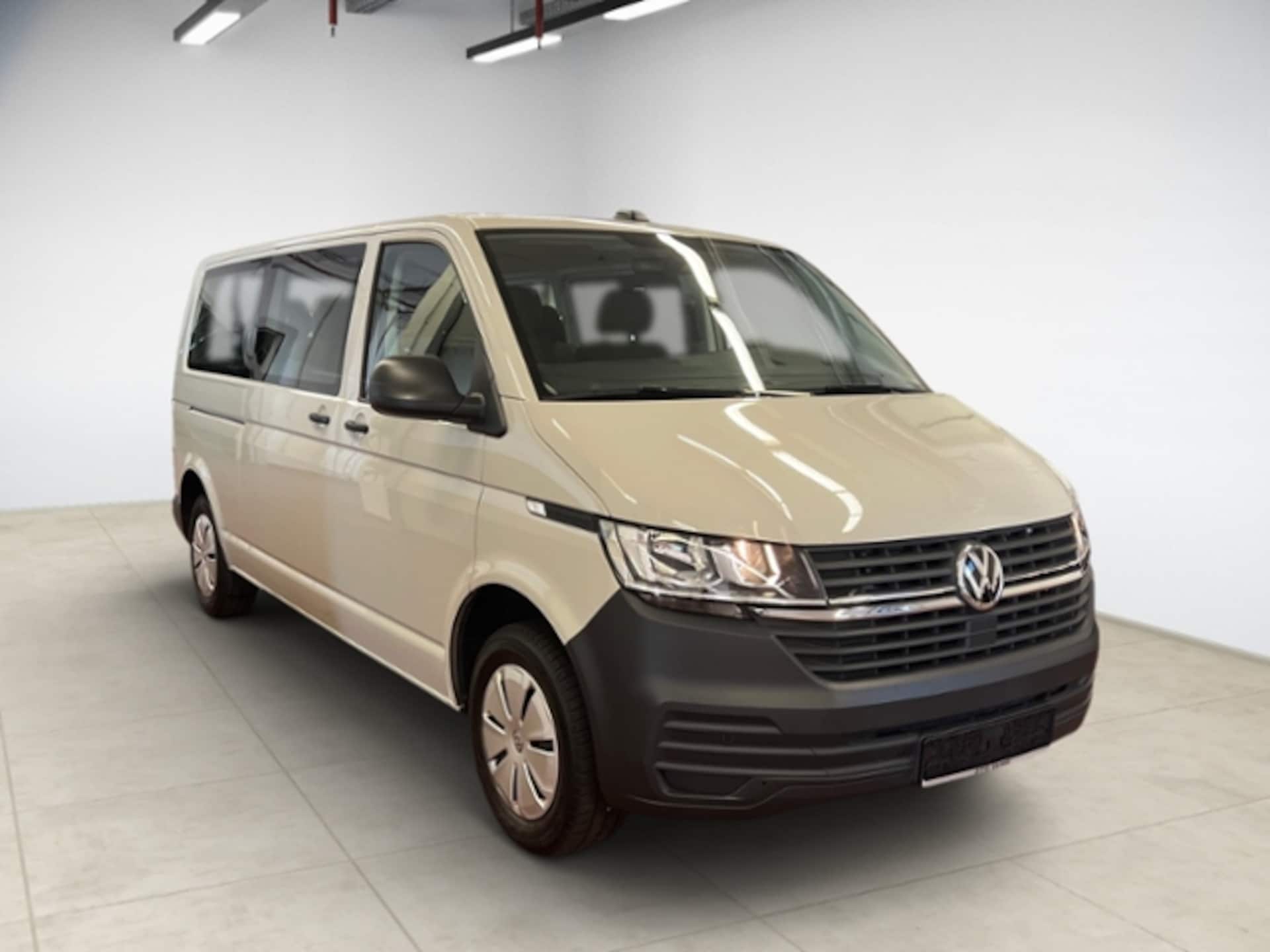 Volkswagen T6.1 Transporter Kombi langer Radstand