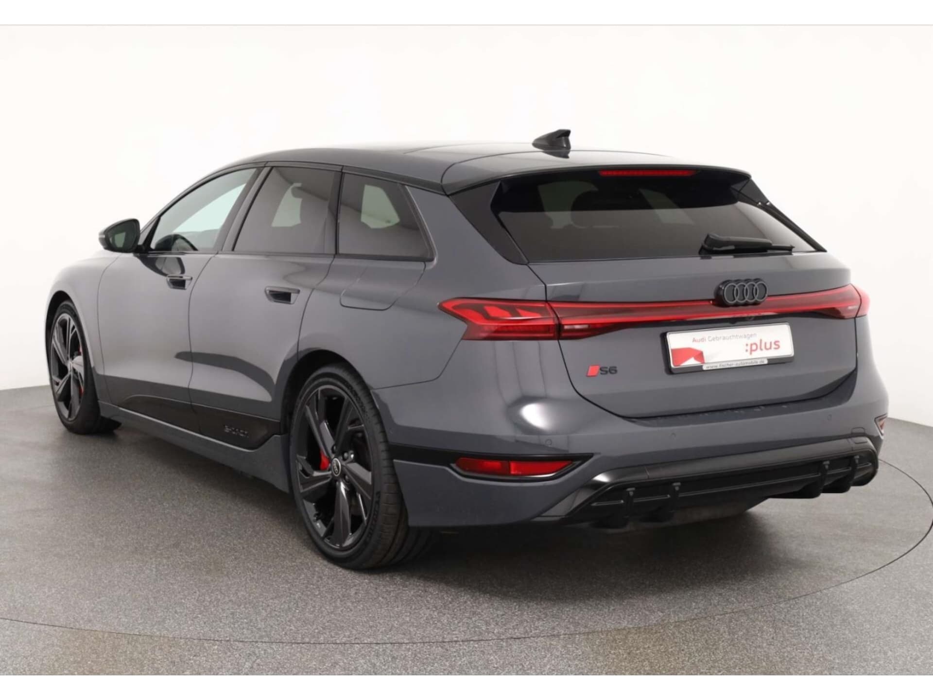 Audi S6 Avant e-tron