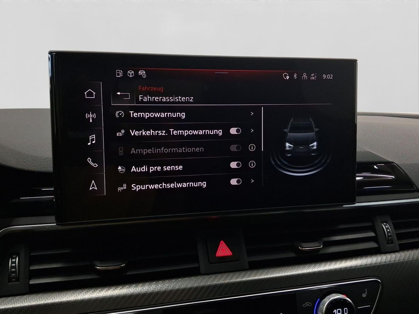 Bild über Audi RS 4 Avant TFSI quattro tiptronic - für weitere Informationen kontaktieren Sie den Audi Partner