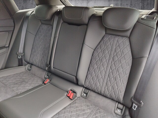 Image about Audi Q4 e-tron 55 e-tron quattro