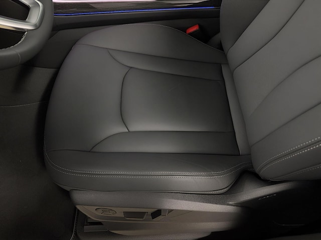 2026 Audi Q7 Premium - Photo 16