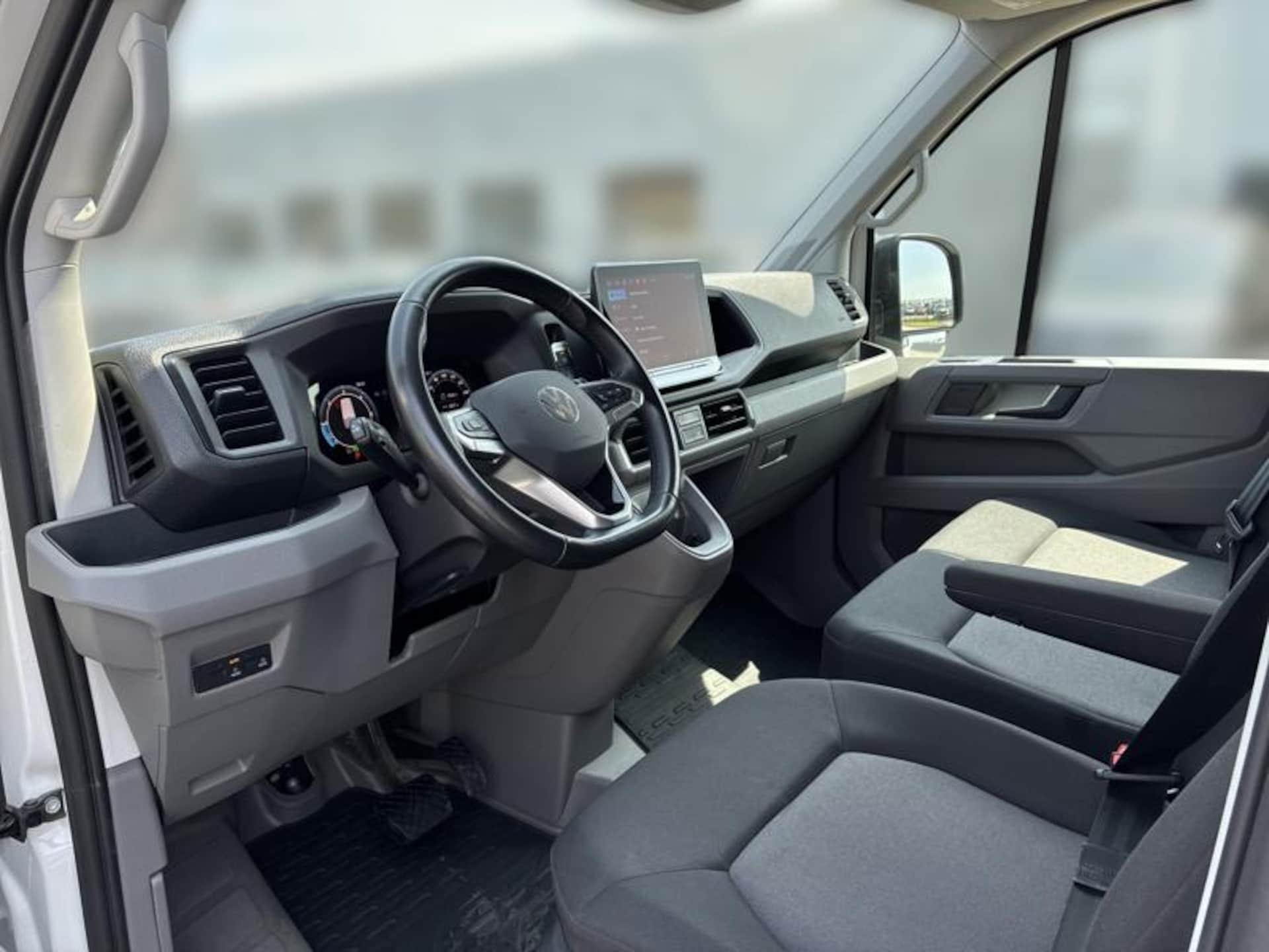 Volkswagen Crafter Furgon długi rozstaw osi