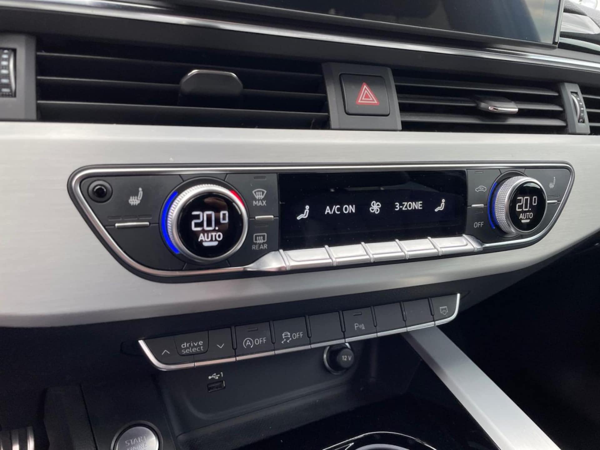Audi A4 Avant S line