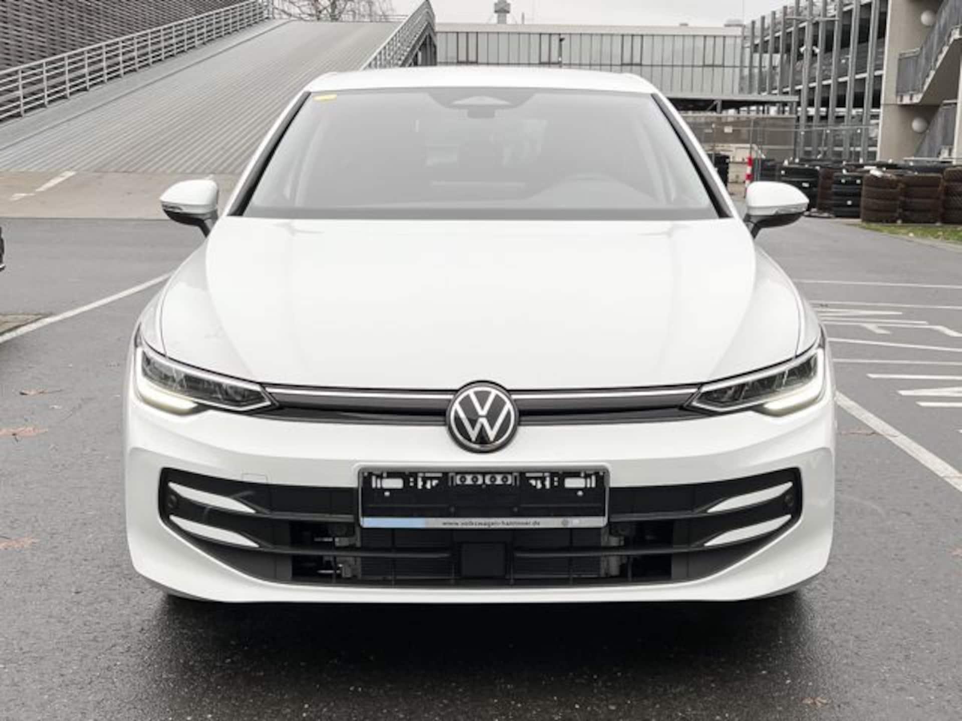 Volkswagen Golf Life