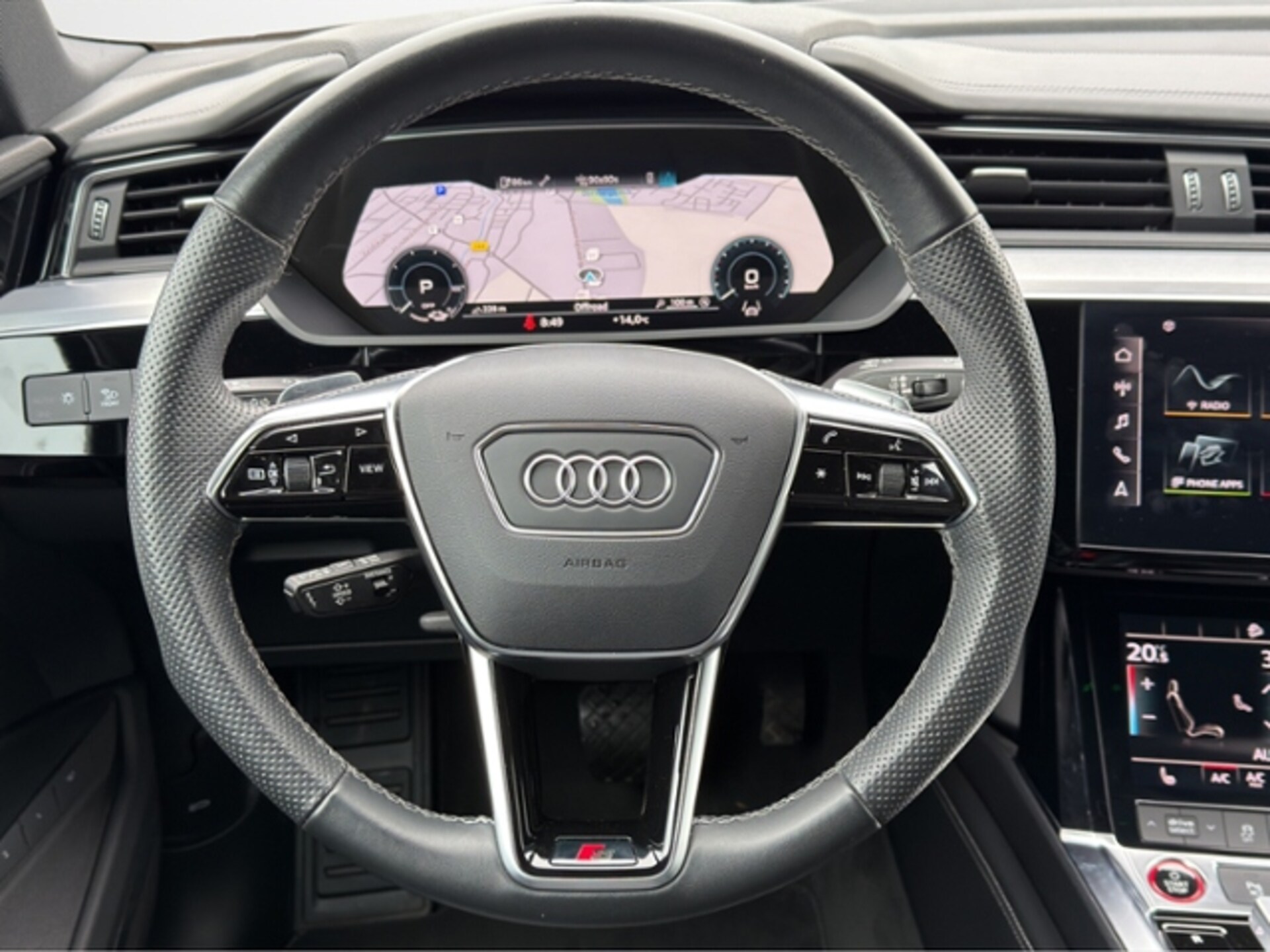 Audi e-tron S