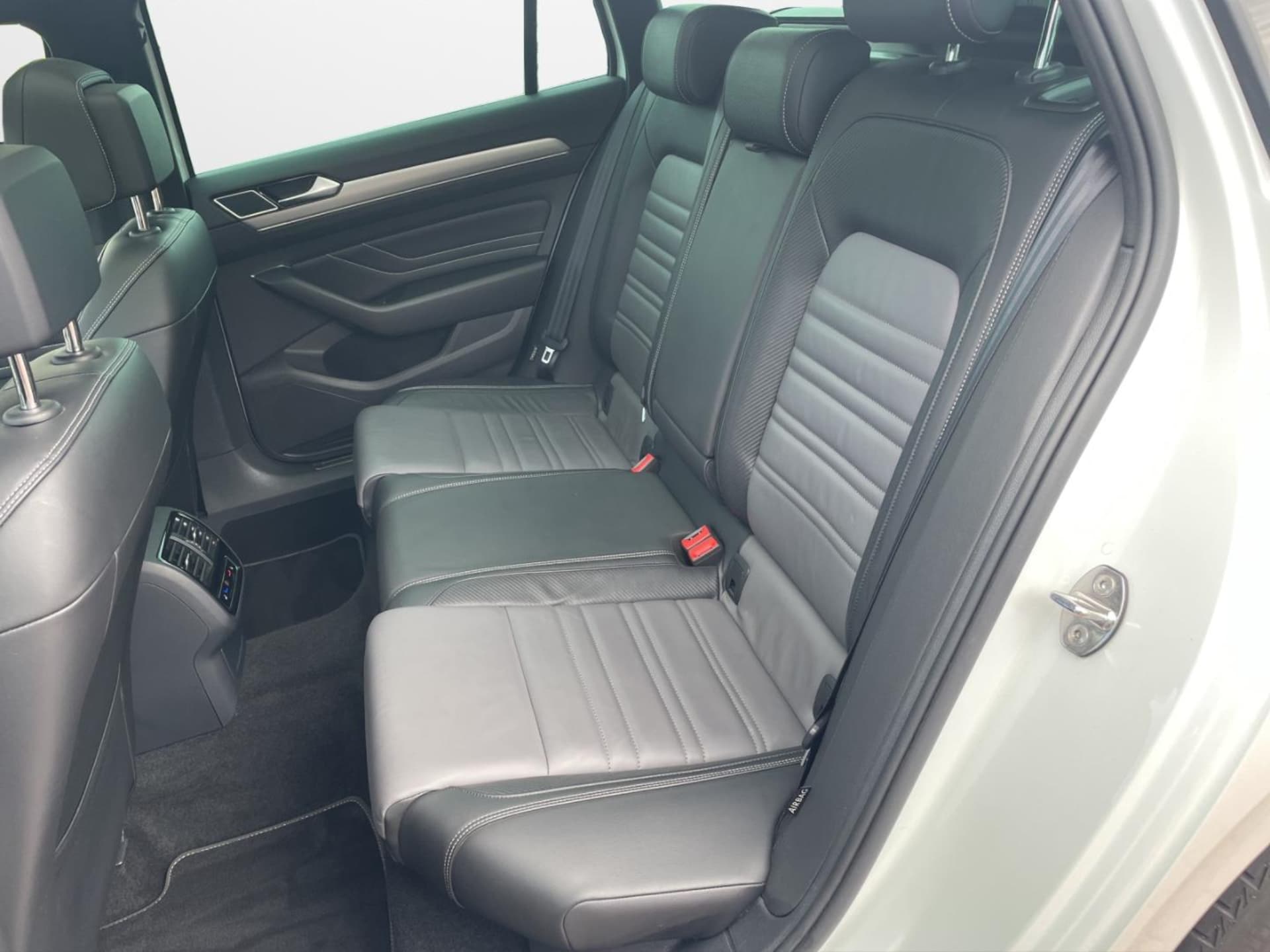 Volkswagen Passat Variant Elegance