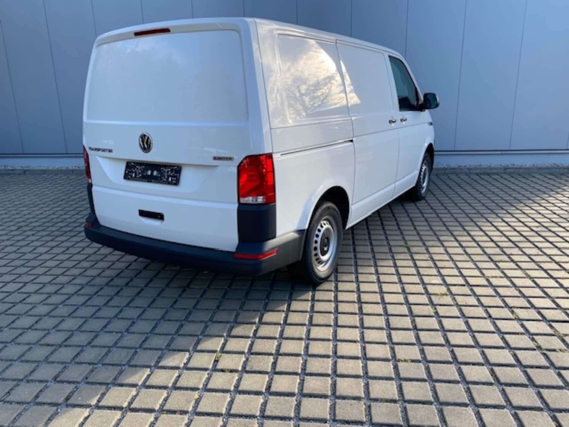 Volkswagen T6.1 Transporter Kasten kurzer Radstand