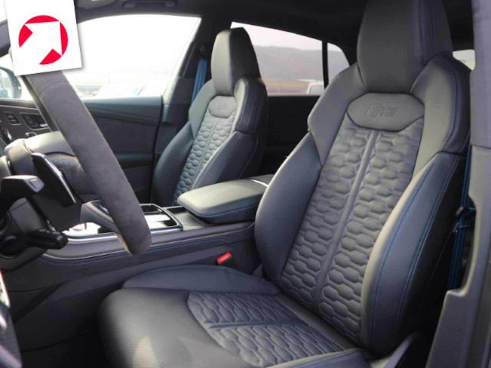 Audi RS Q8 SUV performance