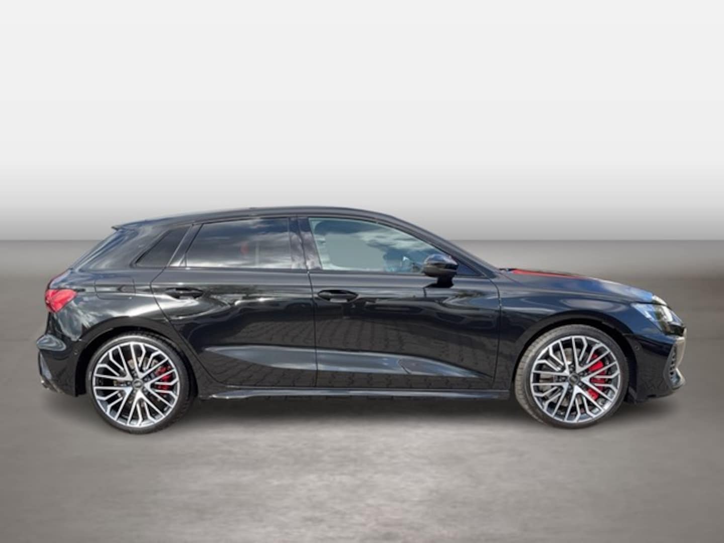 Bild über Audi S3 Sportback TFSI quattro S tronic - für weitere Informationen kontaktieren Sie den Audi Partner