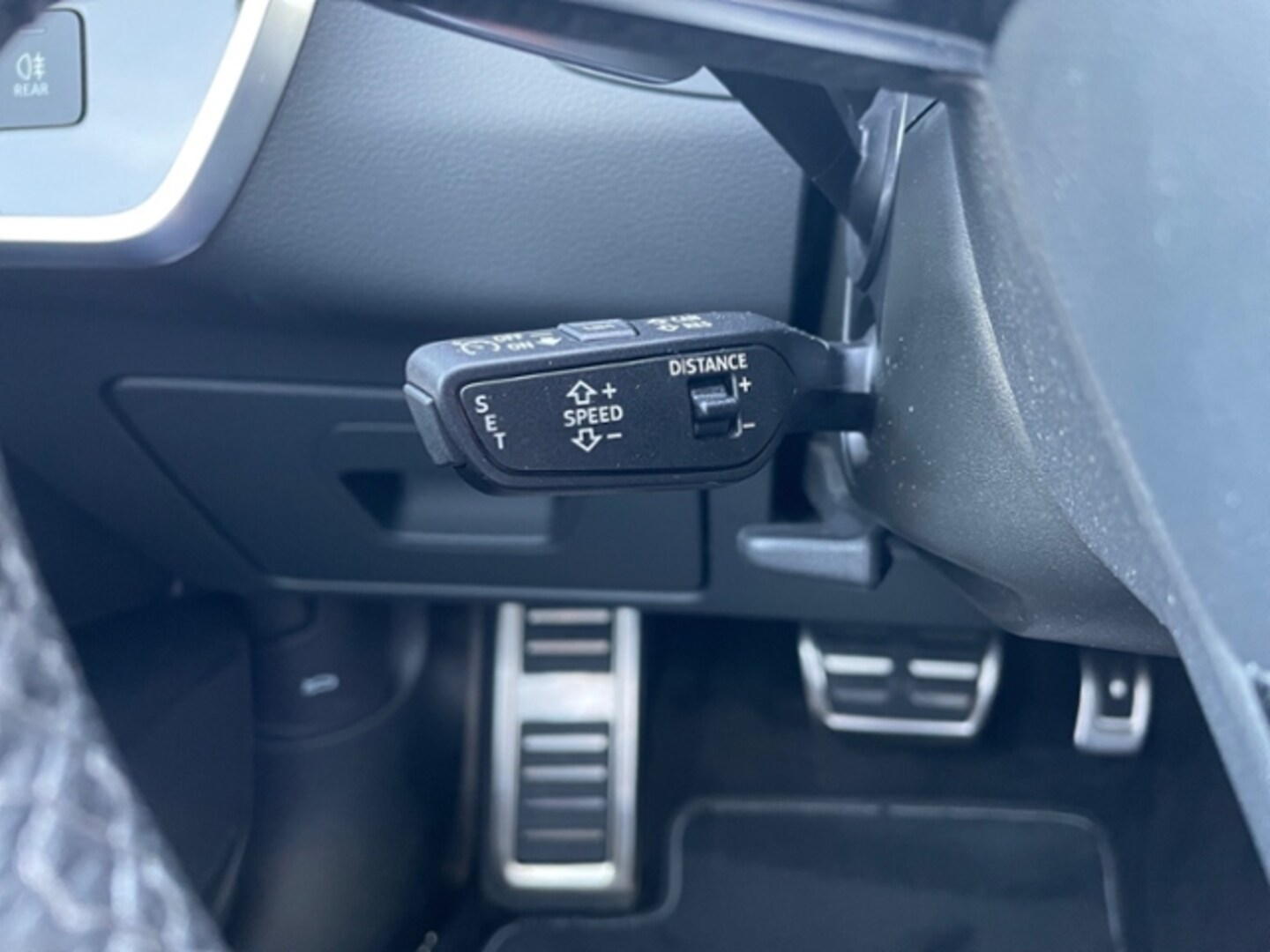 Bild über Audi S6 Avant TDI quattro tiptronic - für weitere Informationen kontaktieren Sie den Audi Partner