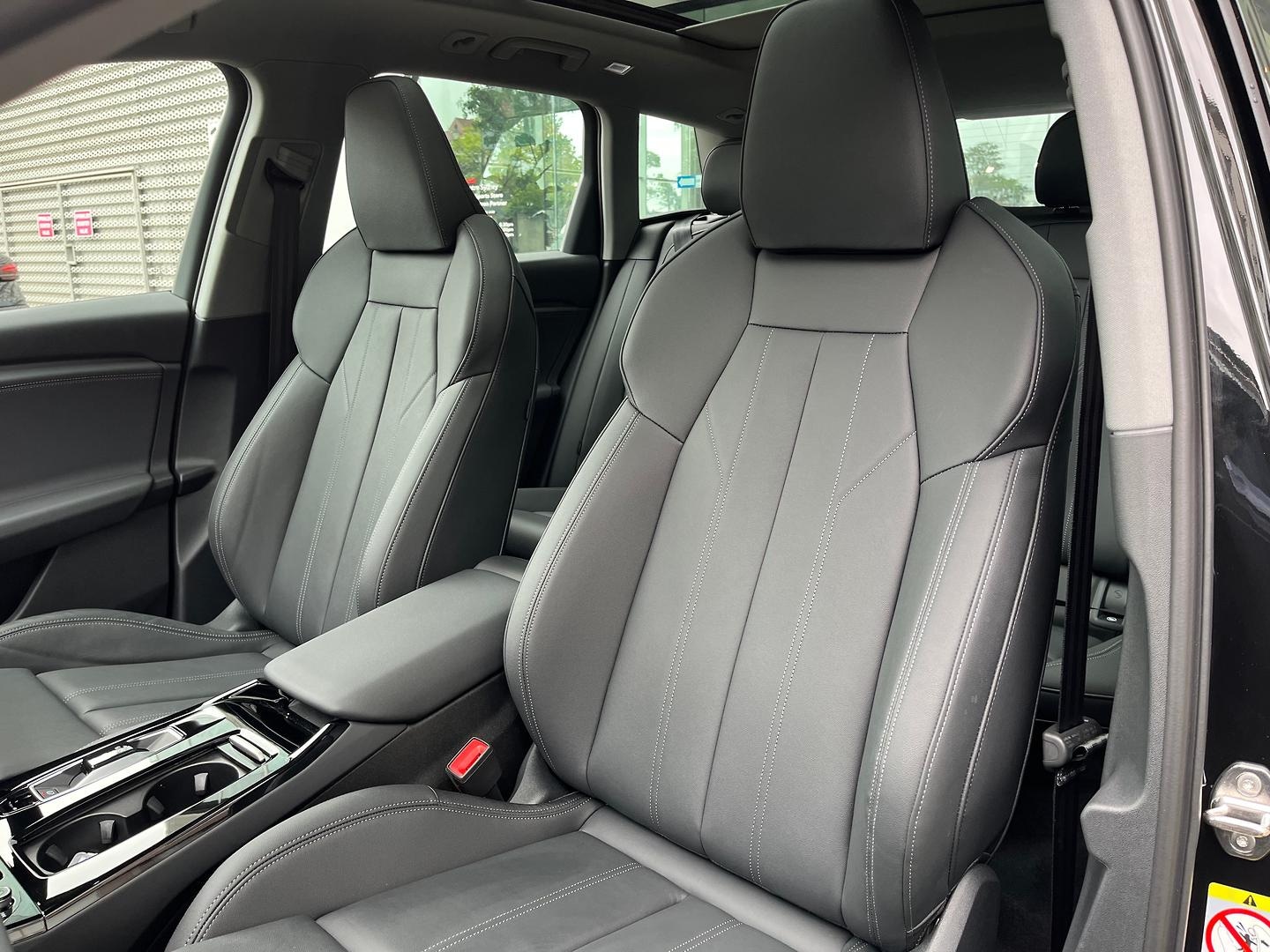 Image about Audi Q6 SUV e-tron e-tron
