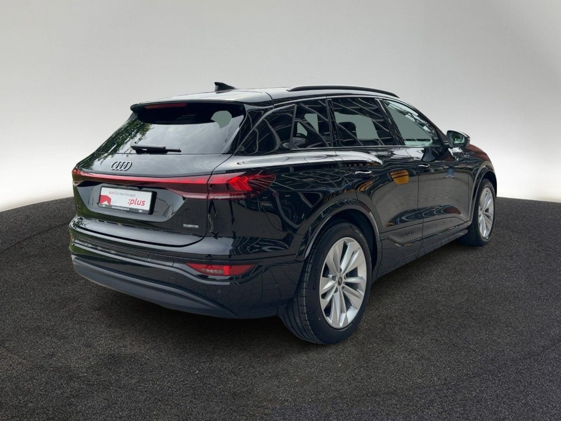 Audi Q6 SUV e-tron