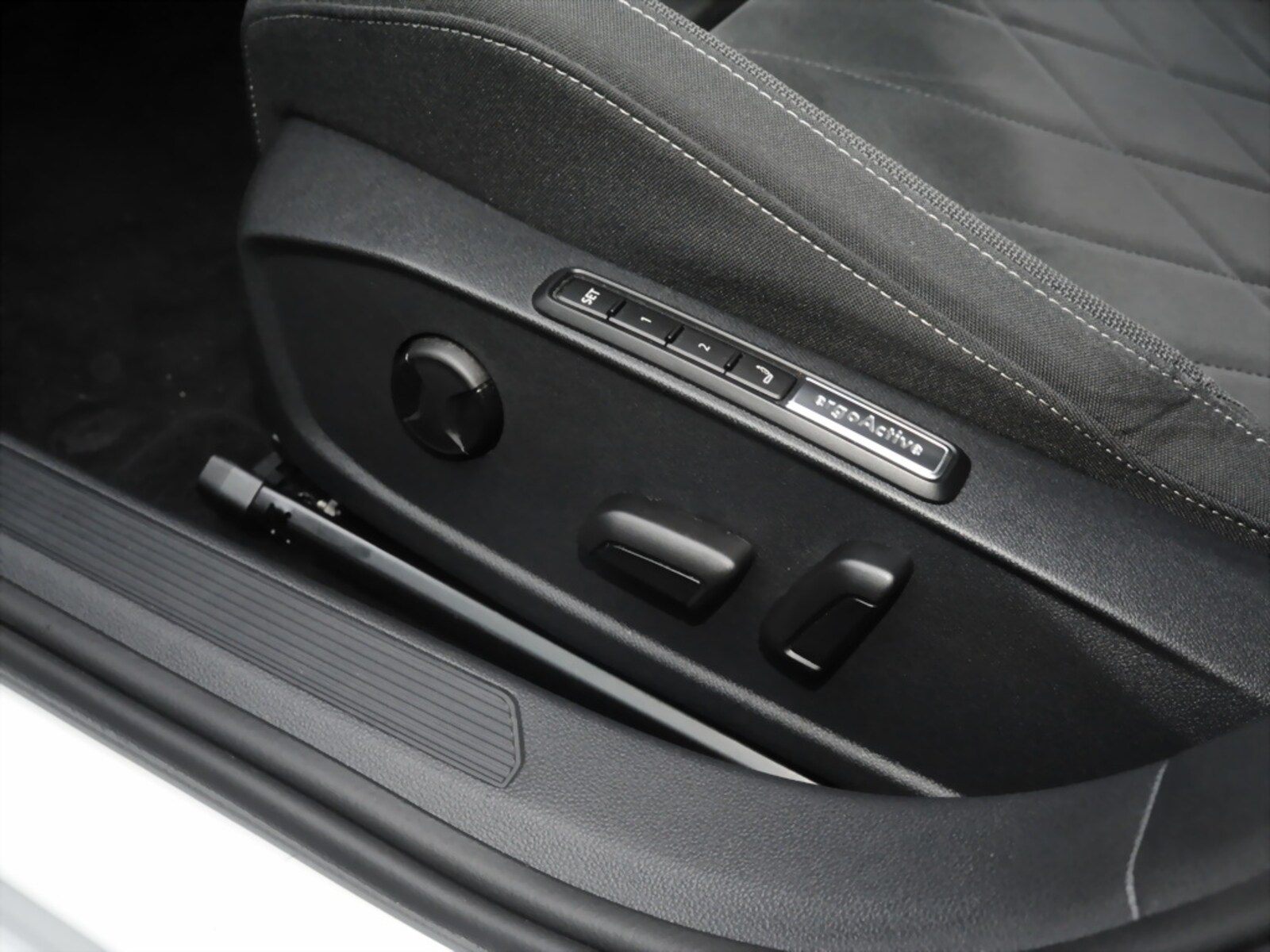Volkswagen Golf Variant – Bild 12